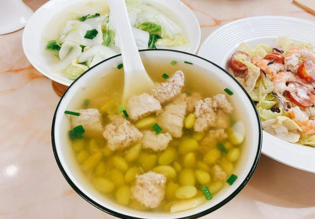 老年人要少吃茄子，不想身体出问题，建议多吃这3种菜，高钙高铁